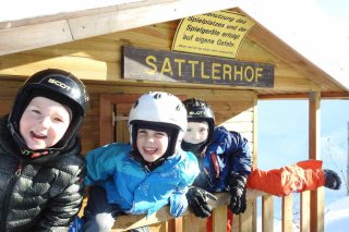 skifahren_sattlerhof_tirol3.jpg