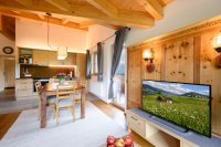 sattlerhof_alpenrose_essenkochenwohnen1.jpg